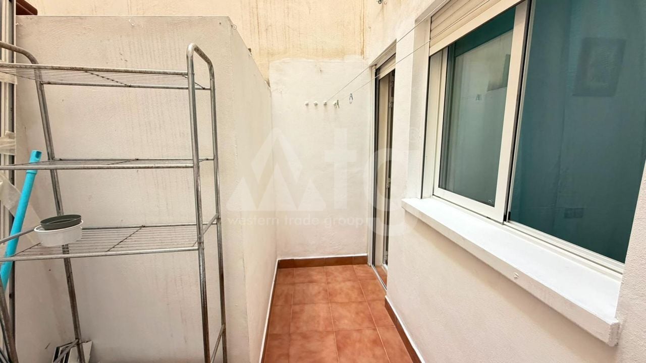 2 bedroom Apartment in Torrevieja - CT143842 - Photo - 8