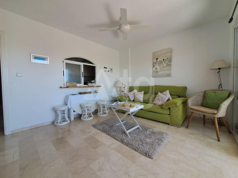 2 bedroom Penthouse in Torrevieja - VEC144045 - Photo - 2