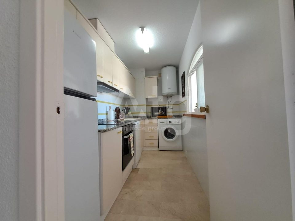 2 bedroom Penthouse in Torrevieja - VEC144045 - Photo - 4