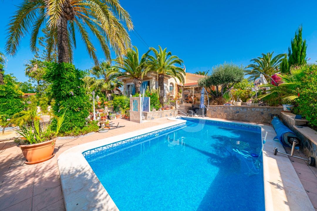 3 bedroom Villa in Rojales - CBB144133 - Photo - 3
