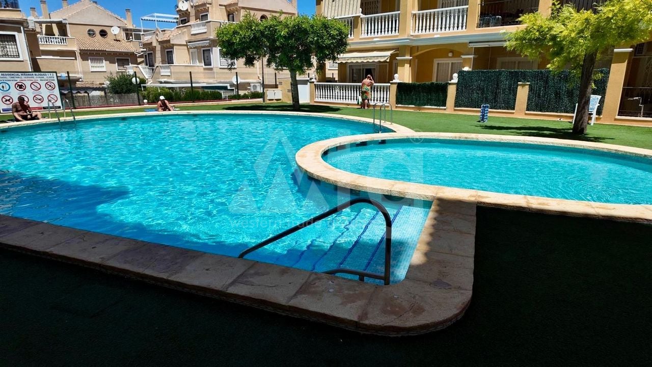 Penthouse de 2 chambres à Torrevieja - JJ144139 - Photo - 2