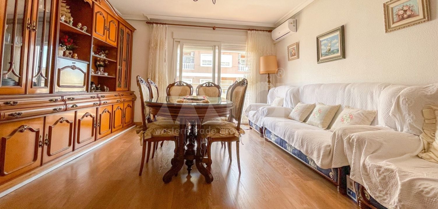 Apartament cu 3 dormitoare în Torrevieja - MVR144524 - Imagini - 1