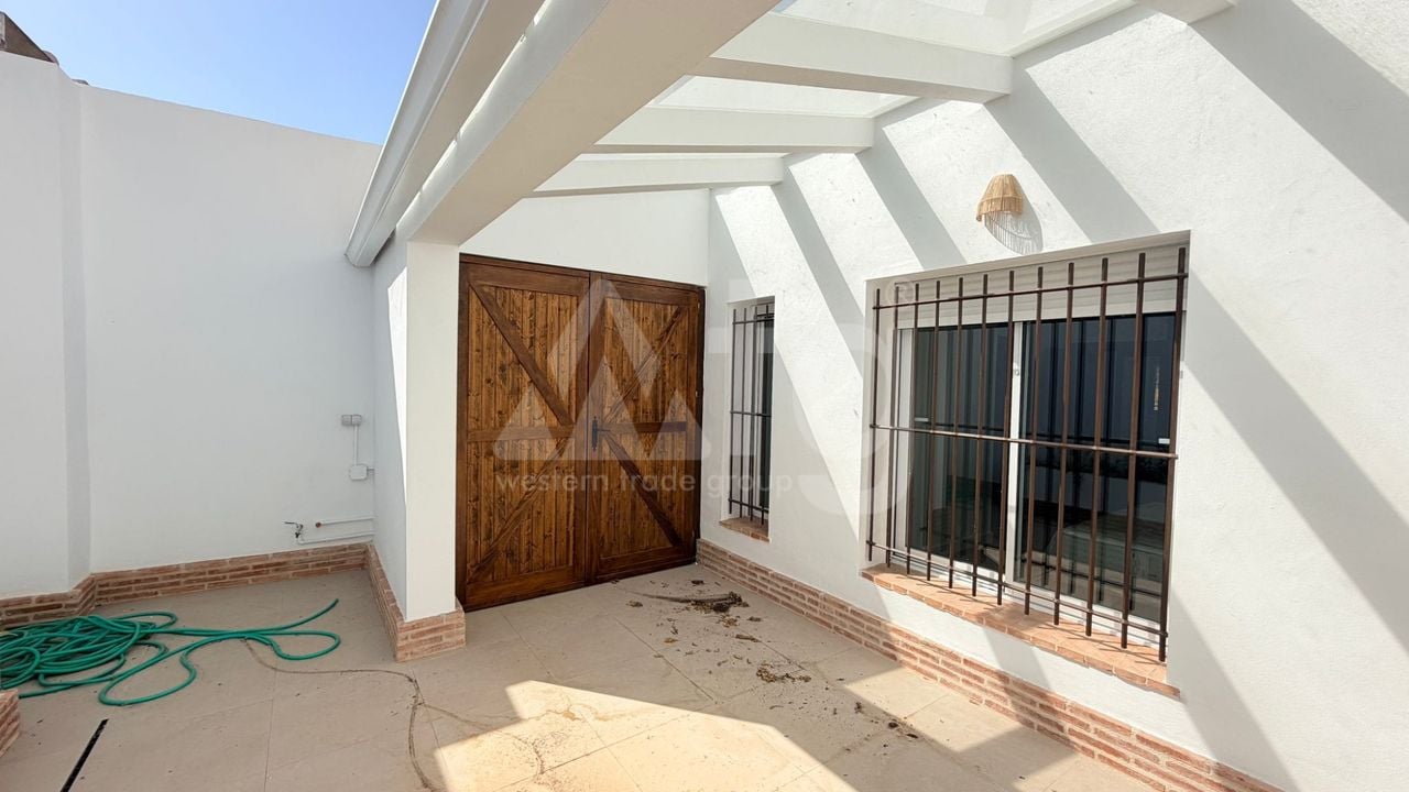 3 bedroom Townhouse in Catral - BCH144724 - Photo - 22