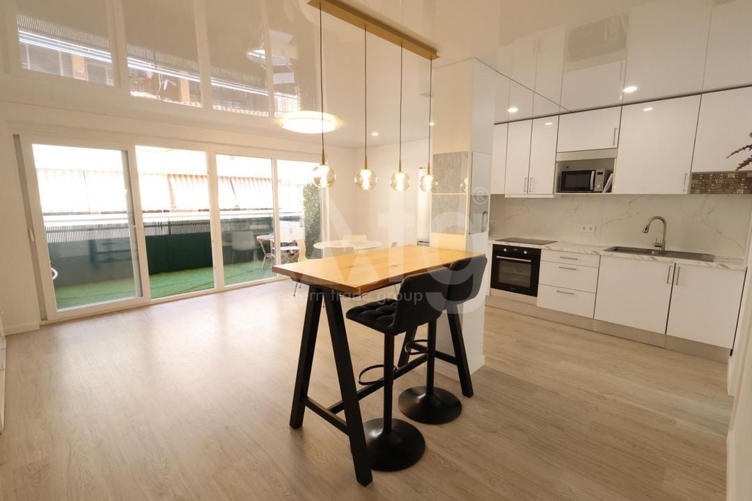 3 bedroom Apartment in Torrevieja - AG152448 - Photo - 2