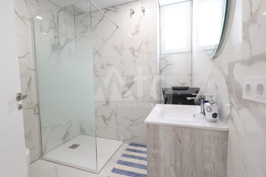 3 bedroom Apartment in Torrevieja - AG152448 - Photo - 14
