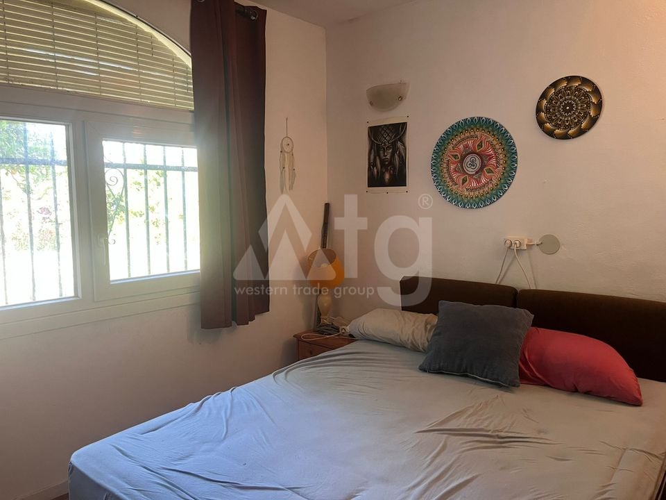 2 bedroom Villa in Orba - OH144780 - Photo - 6