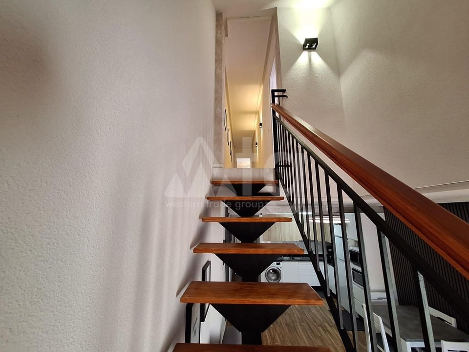 3 bedroom Penthouse in Torrevieja - AG151583 - Photo - 7