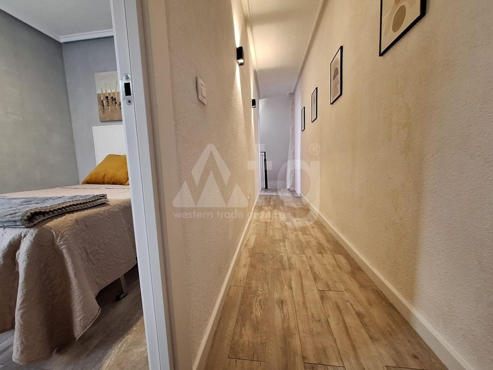 3 bedroom Penthouse in Torrevieja - AG151583 - Photo - 11