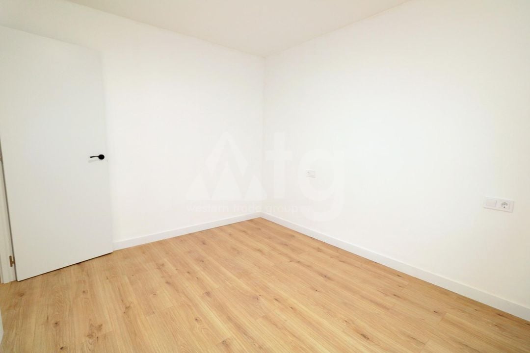 3 bedroom Apartment in Torrevieja - PSA145058 - Photo - 12