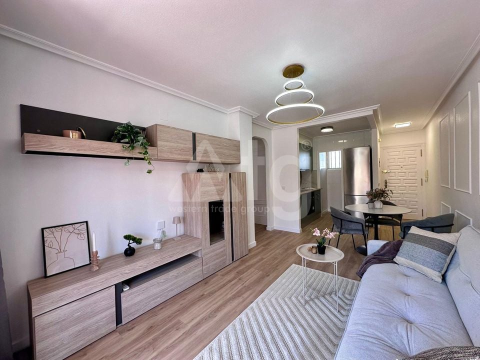 2 bedroom Apartment in Torrevieja - CT145061 - Photo - 3