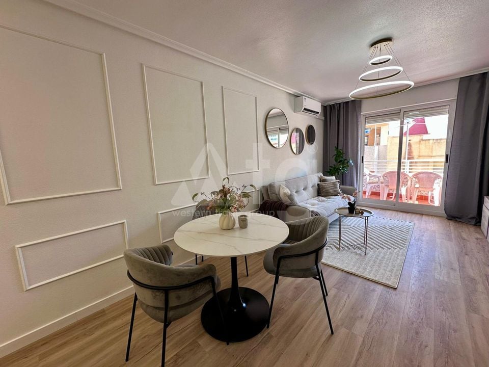 2 bedroom Apartment in Torrevieja - CT145061 - Photo - 5