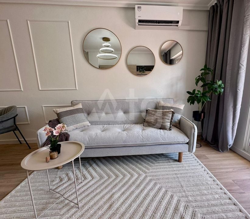 2 bedroom Apartment in Torrevieja - CT145061 - Photo - 2