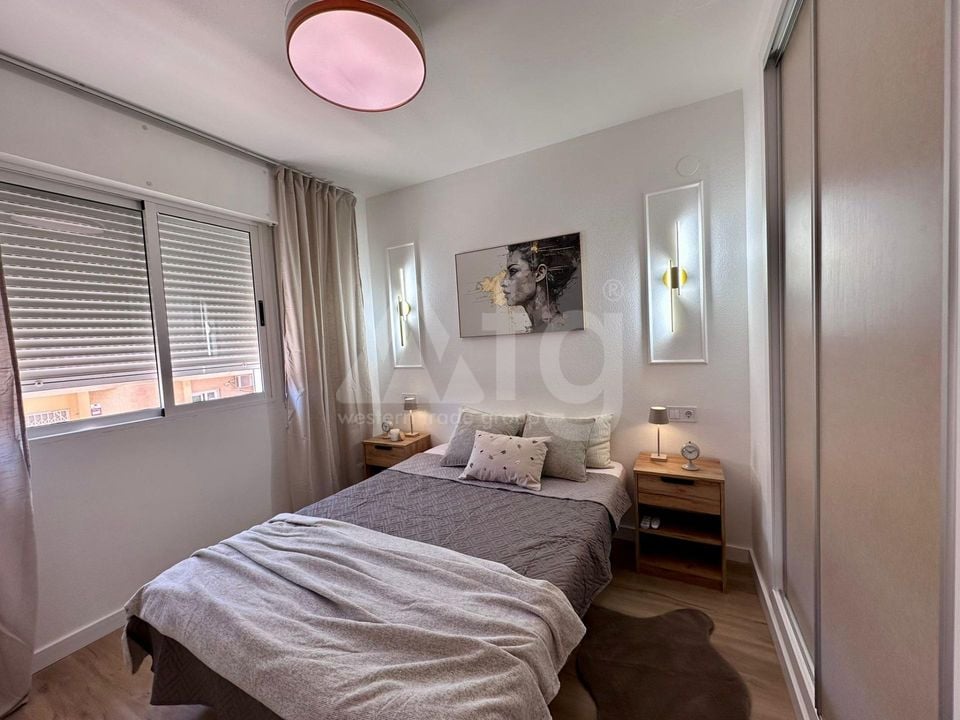 2 bedroom Apartment in Torrevieja - CT145061 - Photo - 8