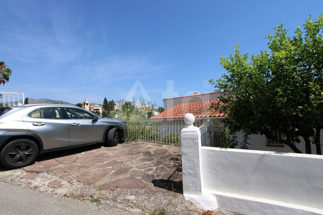 3 bedroom Villa in Orba - PGP145160 - Photo - 17