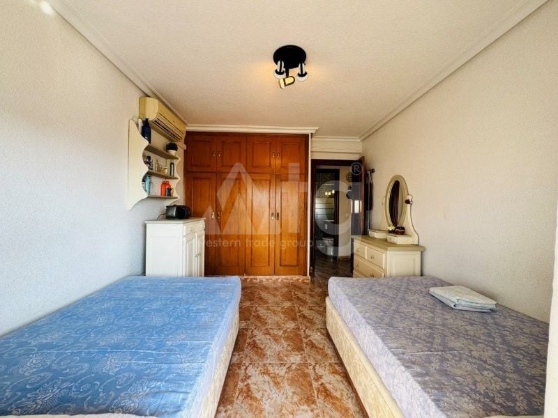 2 bedroom Apartment in La Mata - JLM145203 - Photo - 8