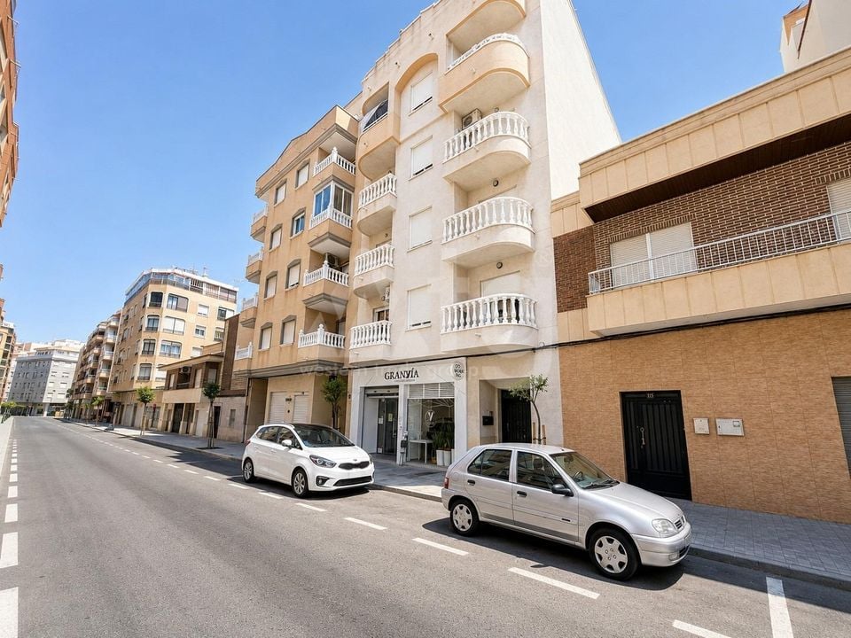 2 bedroom Apartment in Torrevieja - GVS145241 - Photo - 1