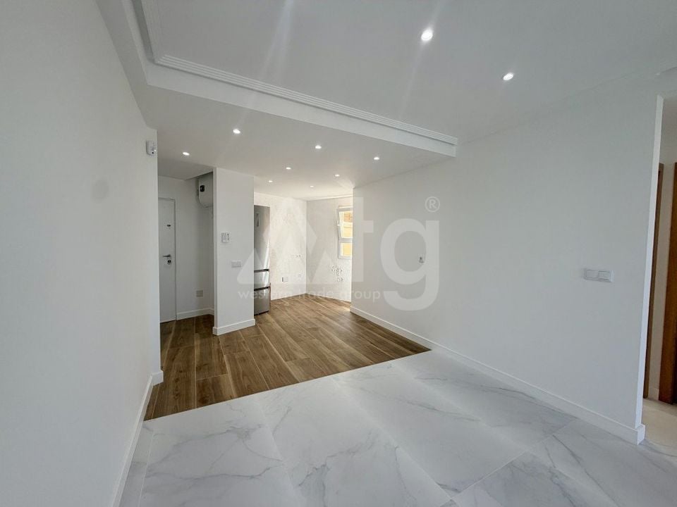 2 bedroom Penthouse in Orihuela Costa - CSH145307 - Photo - 4