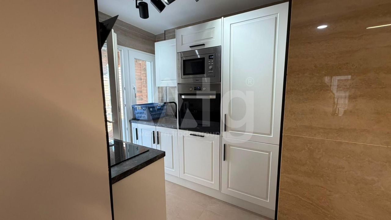 3 bedroom Apartment in Torrevieja - CT145438 - Photo - 9