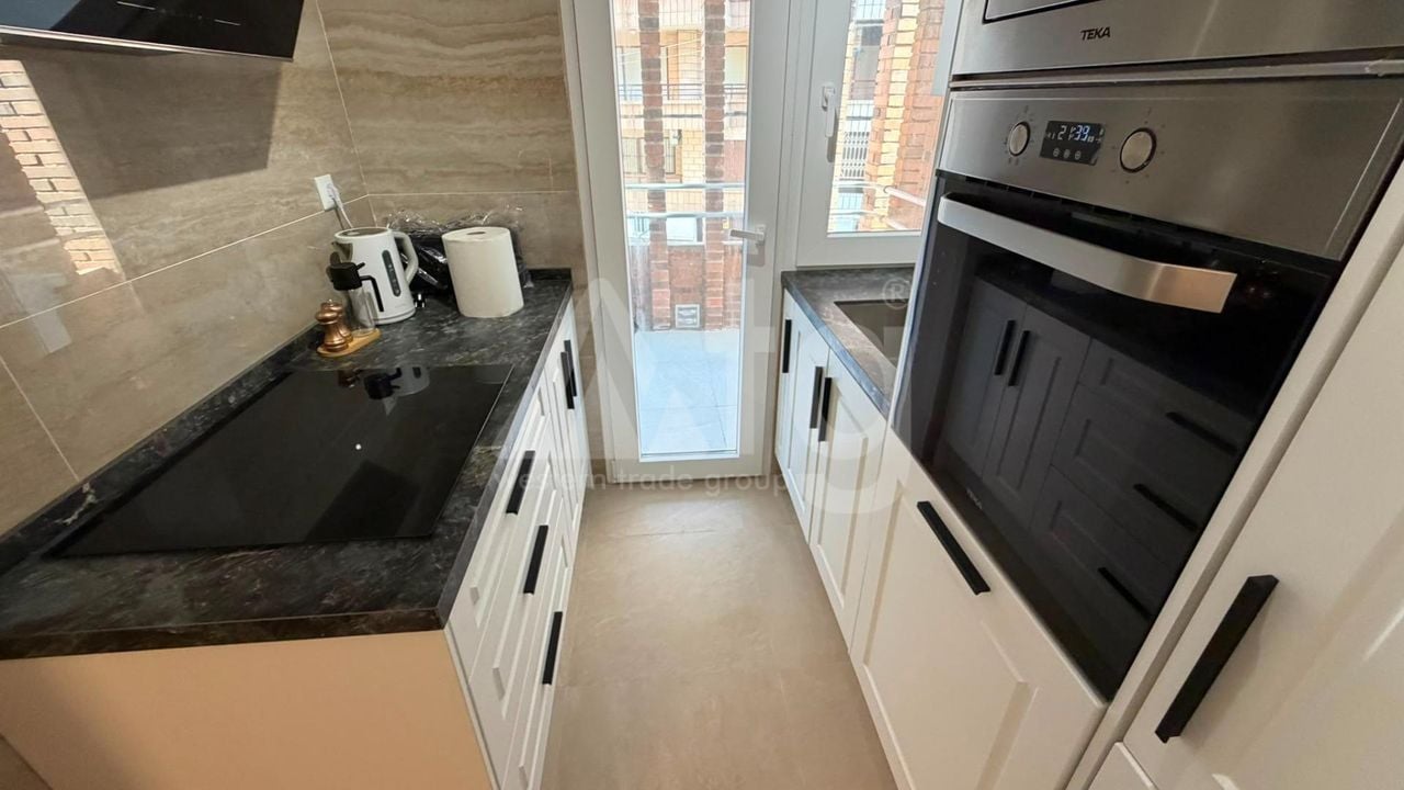 3 bedroom Apartment in Torrevieja - CT145438 - Photo - 10