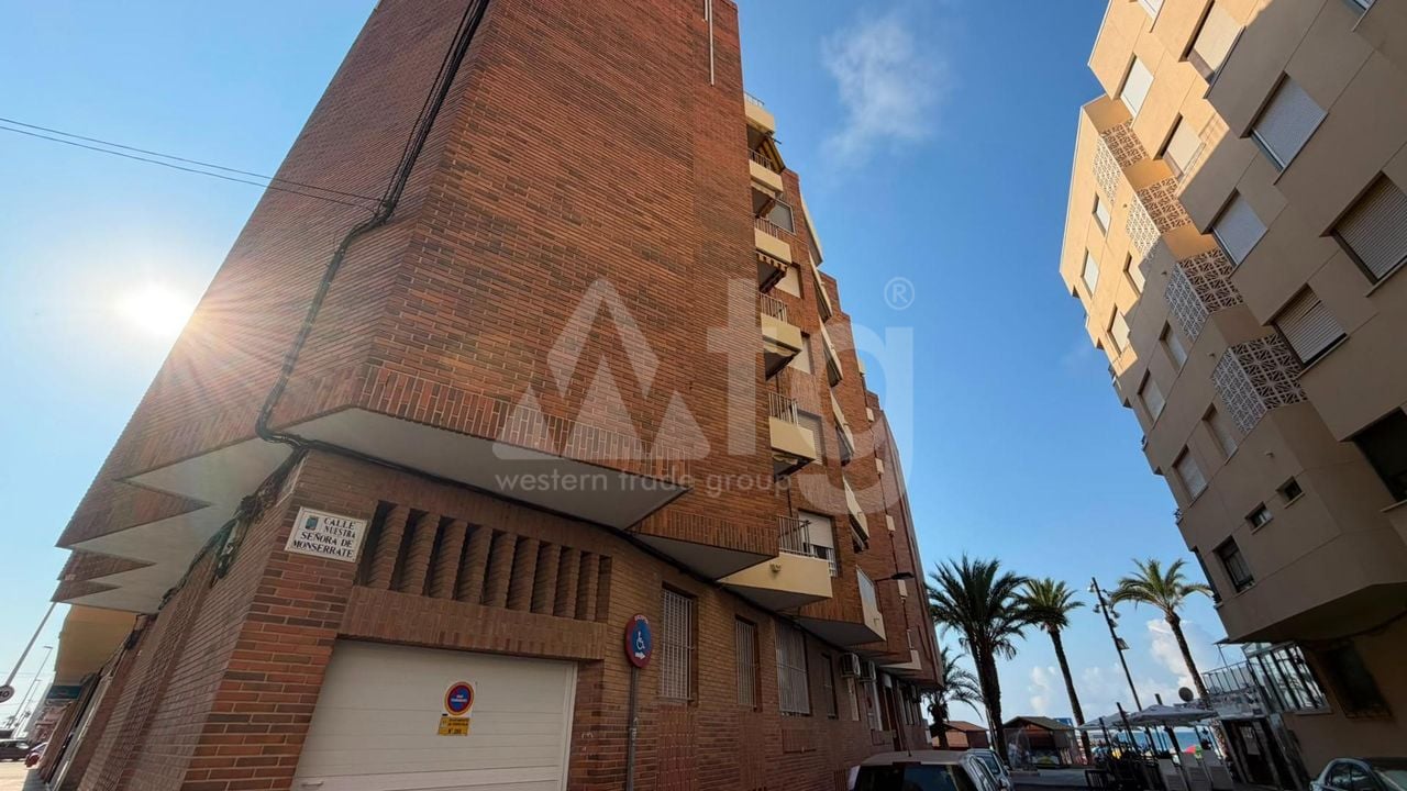 3 bedroom Apartment in Torrevieja - CT145438 - Photo - 1