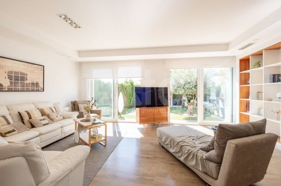 Vilă cu 3 dormitoare în San Fulgencio - SV145508 - Imagini - 9