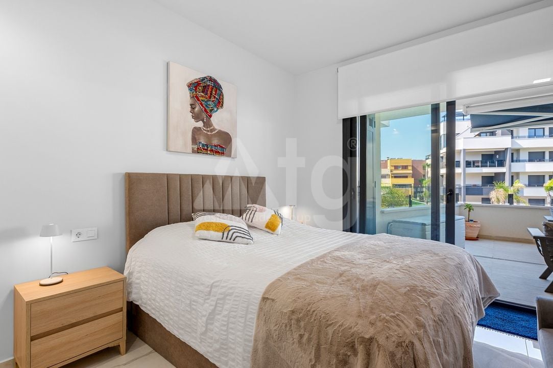 2 bedroom Apartment in Orihuela Costa - CBW145717 - Photo - 10