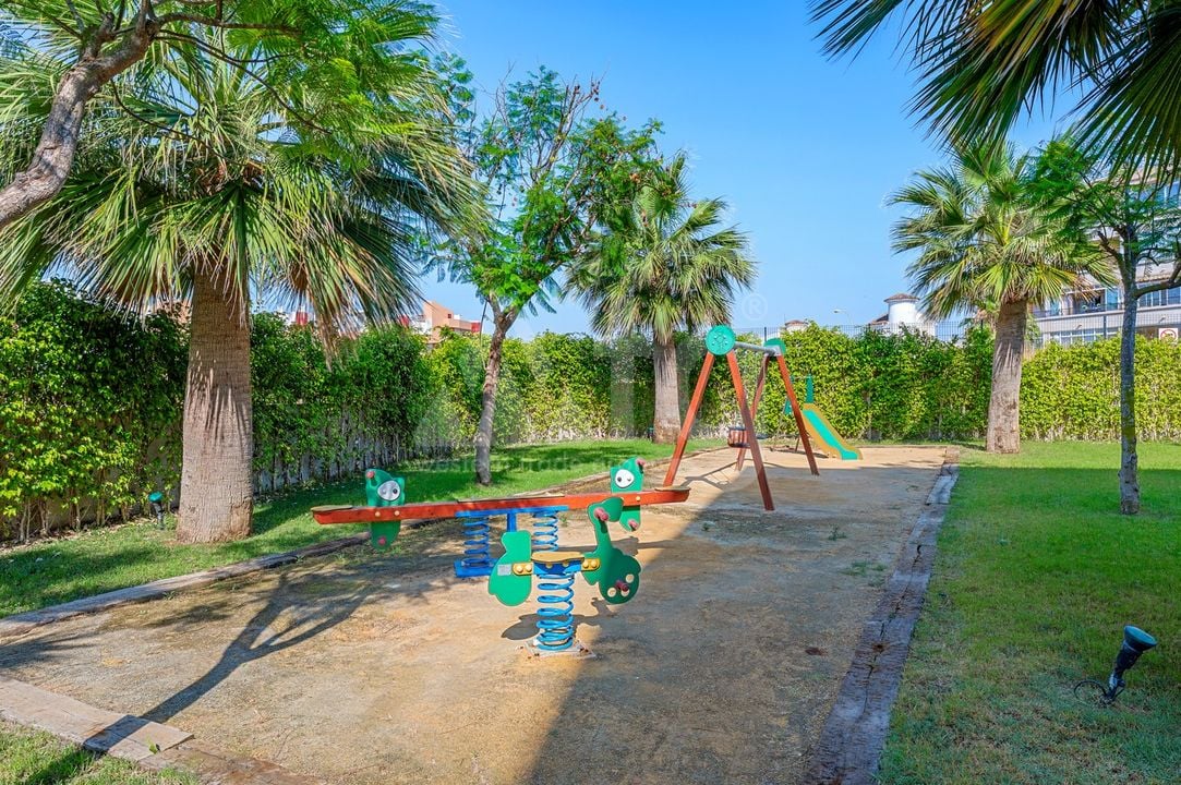 2 bedroom Apartment in Orihuela Costa - CBW145717 - Photo - 31