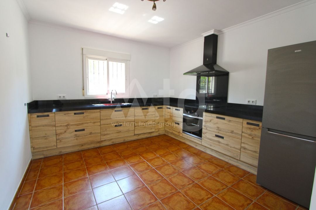 Villa de 5 habitaciones en Orba - PGP145773 - Foto - 9