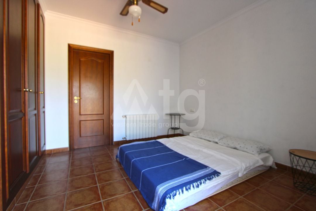 Villa de 5 habitaciones en Orba - PGP145773 - Foto - 11