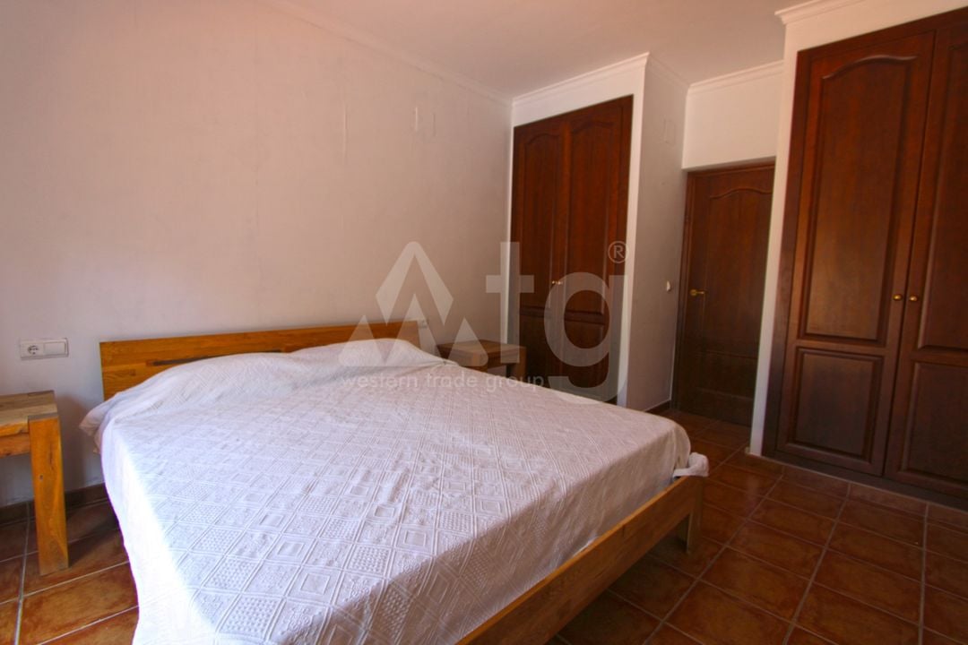 Villa de 5 habitaciones en Orba - PGP145773 - Foto - 13