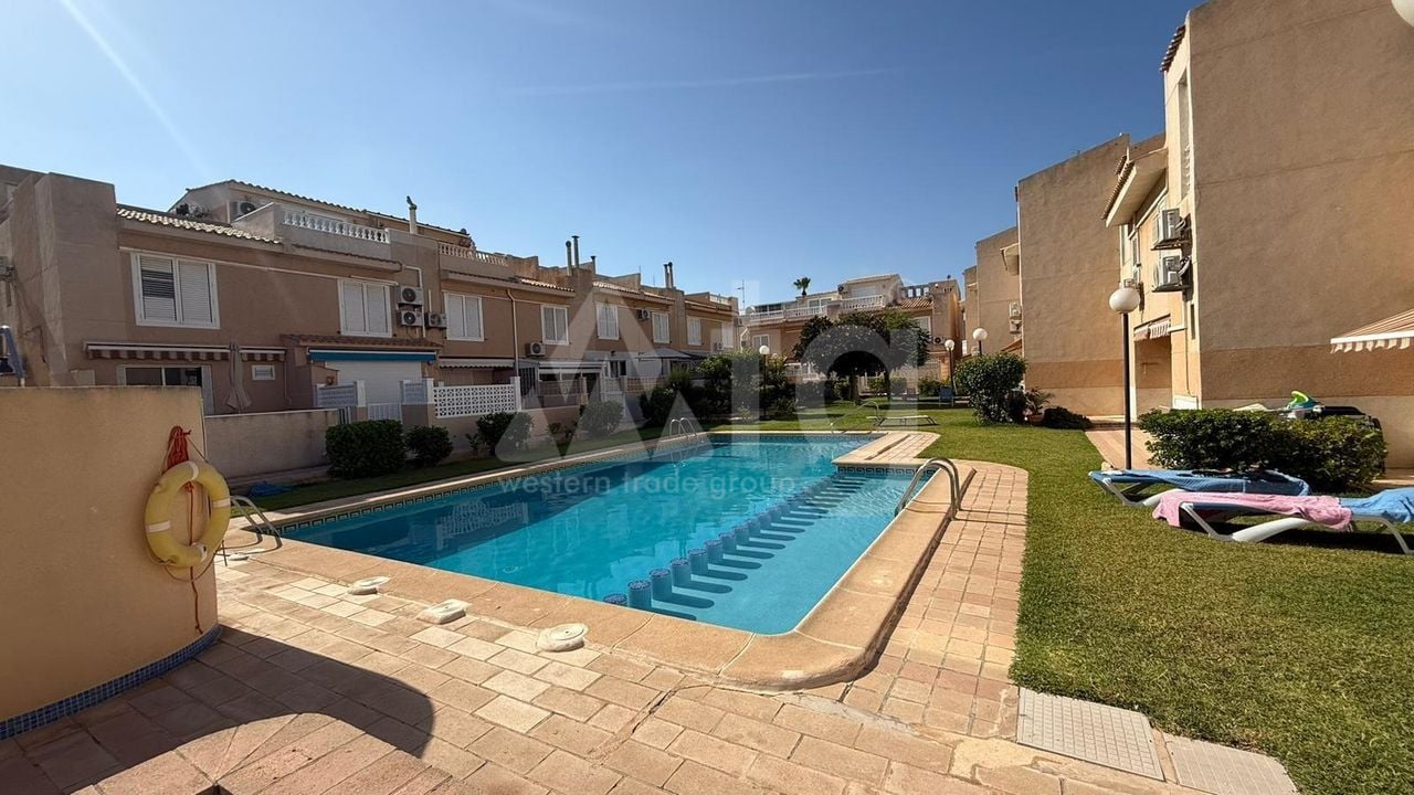 Duplex de 3 chambres à Torrevieja - CT145870 - Photo - 1