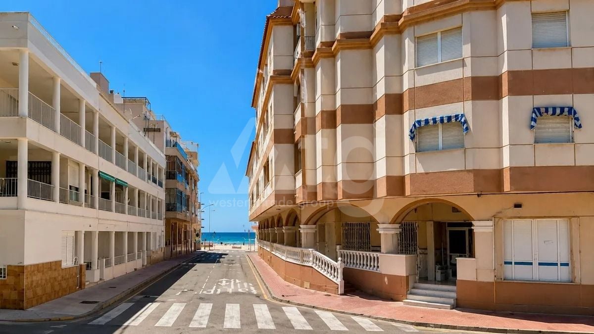 2 bedroom Apartment in La Mata - JLM145991 - Photo - 3