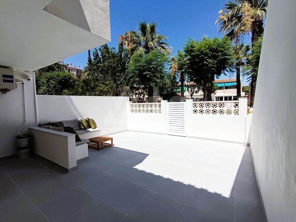 Bungalow de 2 chambres à Orihuela Costa - CRR146032 - Photo - 3