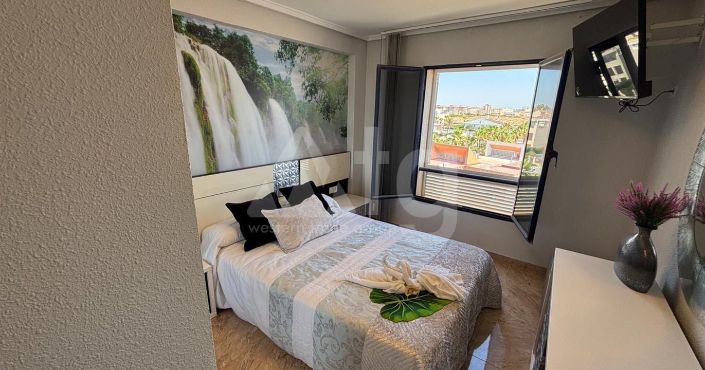 2 bedroom Apartment in Torrevieja - CBW146037 - Photo - 11