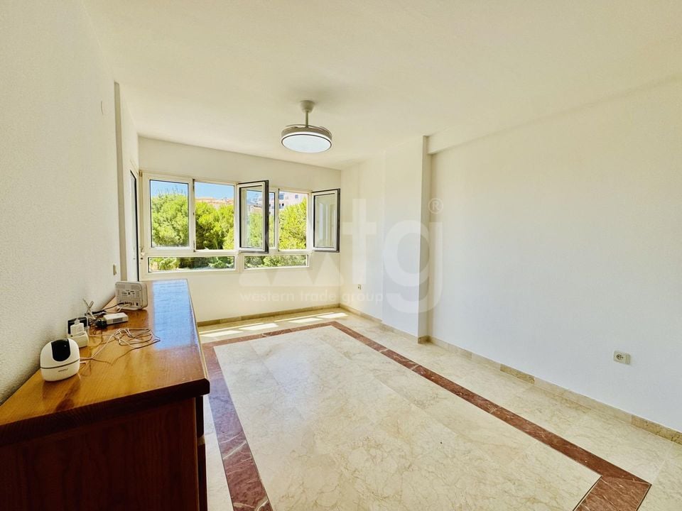 1 bedroom Apartment in Orihuela Costa - CT146042 - Photo - 3