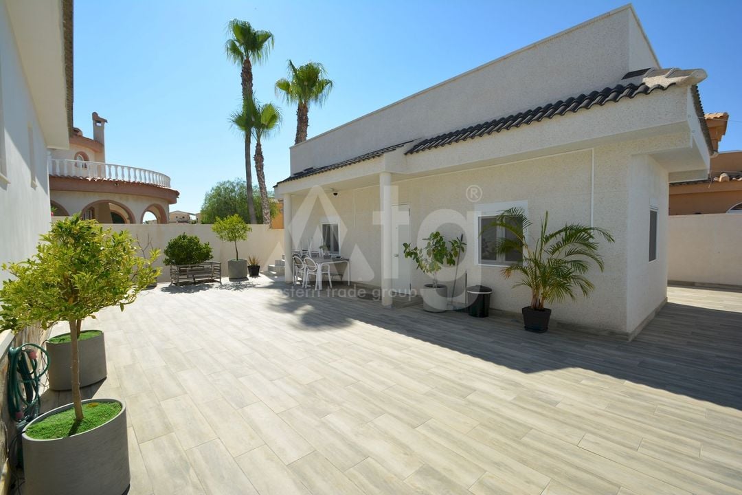 Villa de 4 chambres à Ciudad Quesada - LCP146108 - Photo - 22