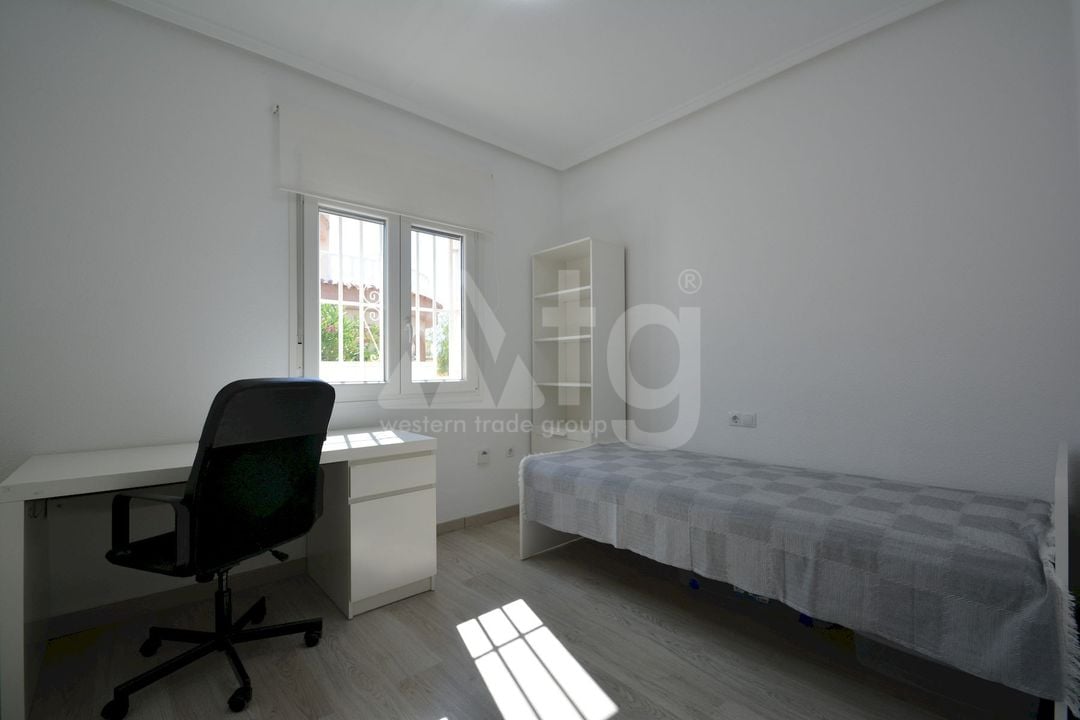 Villa de 4 chambres à Ciudad Quesada - LCP146108 - Photo - 12