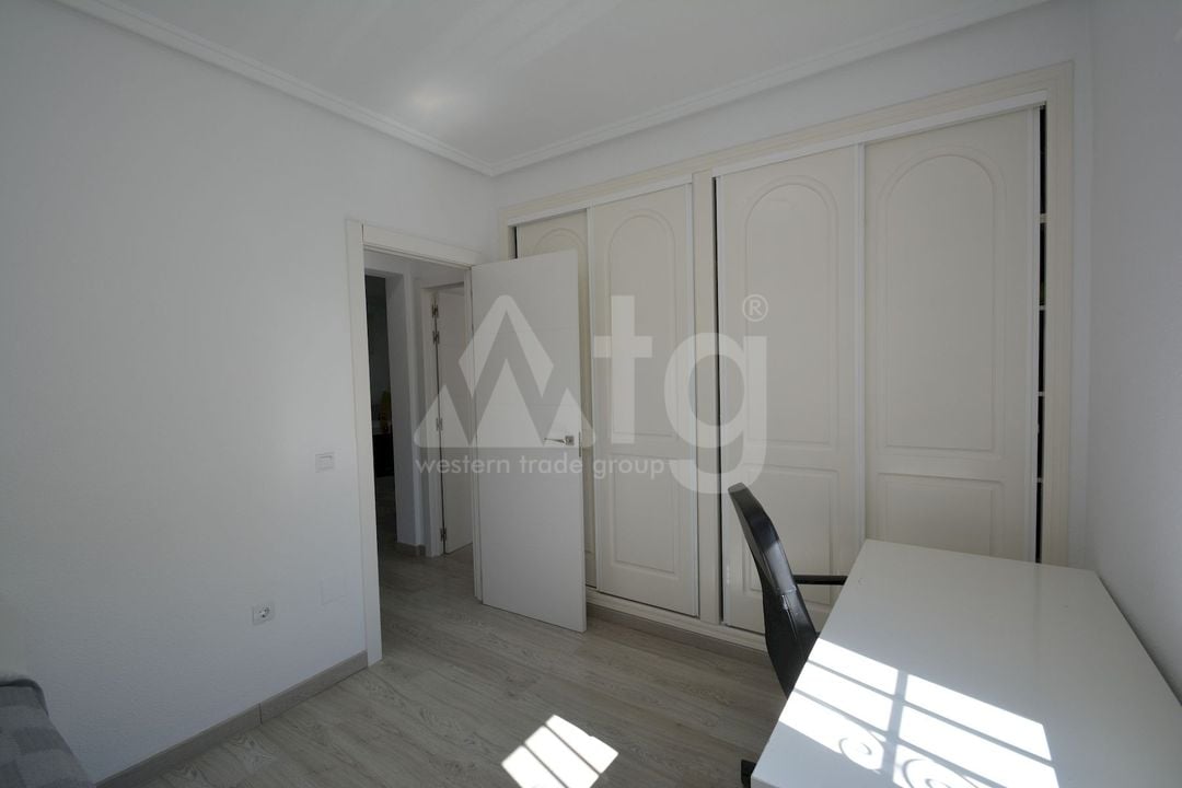 Villa de 4 chambres à Ciudad Quesada - LCP146108 - Photo - 14