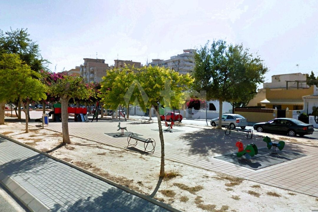 2 Schlafzimmer Appartement in Torrevieja - SV146114 - Foto - 23