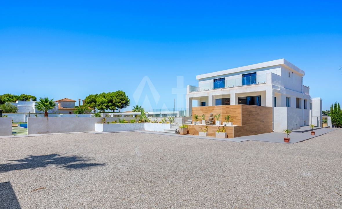 8 bedroom Villa in Los Montesinos - CBB146194 - Photo - 47