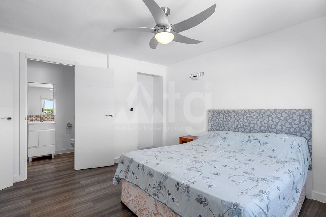 8 bedroom Villa in Los Montesinos - CBB146194 - Photo - 14