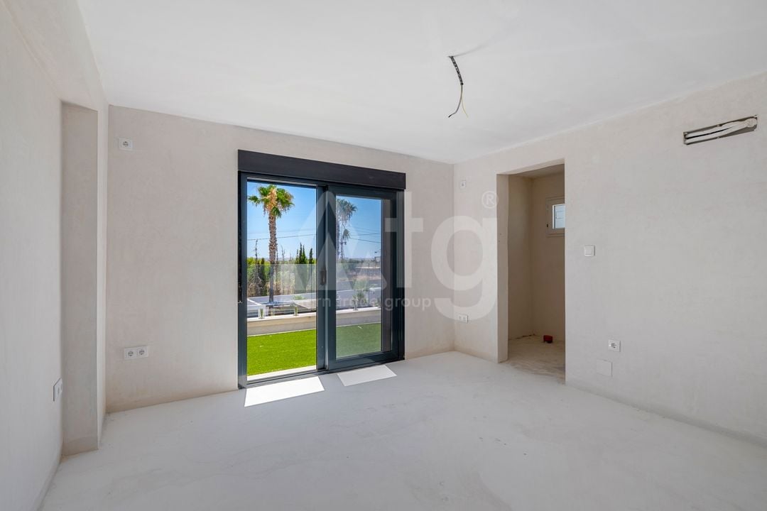 8 bedroom Villa in Los Montesinos - CBB146194 - Photo - 18