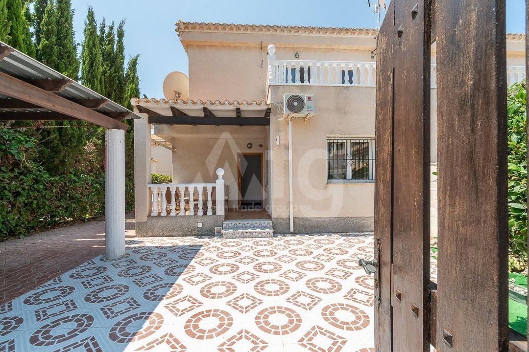 3 bedroom Villa in Playa Flamenca - RPF146197 - Photo - 2