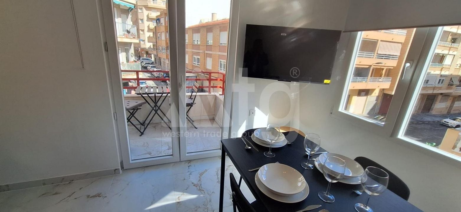 2 bedroom Apartment in Torrevieja - VEC146326 - Photo - 2