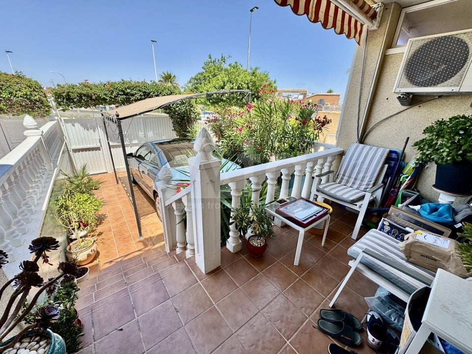 1 bedroom Townhouse in Torrevieja - CT146441 - Photo - 2