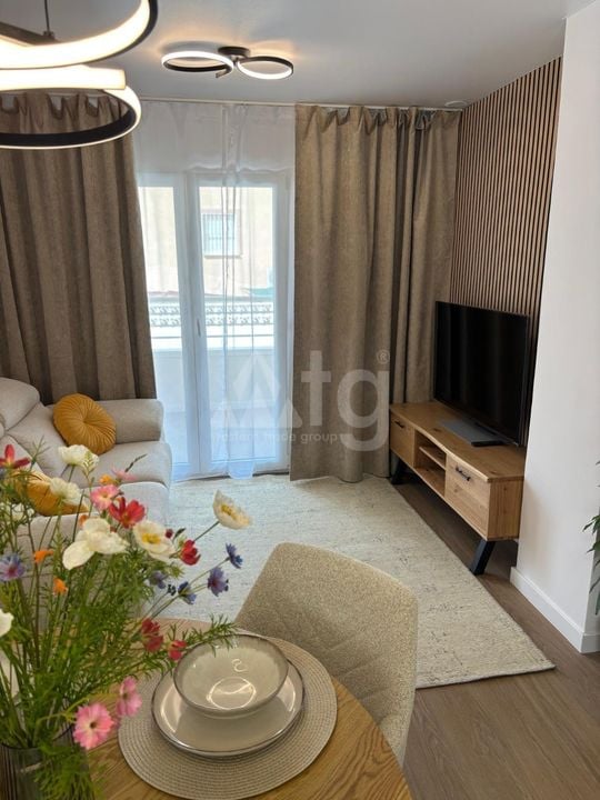 2 bedroom Apartment in Torrevieja - LR146549 - Photo - 3