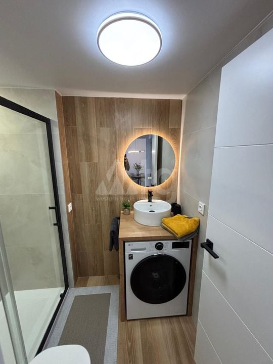 2 bedroom Apartment in Torrevieja - LR146549 - Photo - 12
