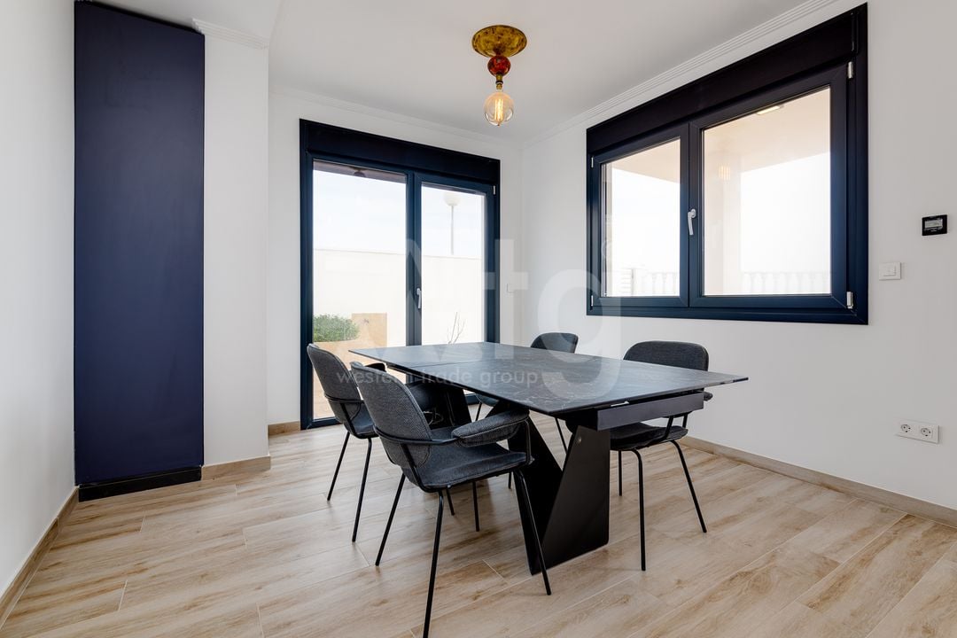 4 bedroom Villa in Torrevieja - CBC37369 - Photo - 10