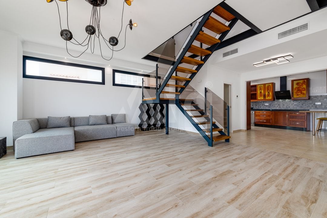 4 bedroom Villa in Torrevieja - CBC37369 - Photo - 5