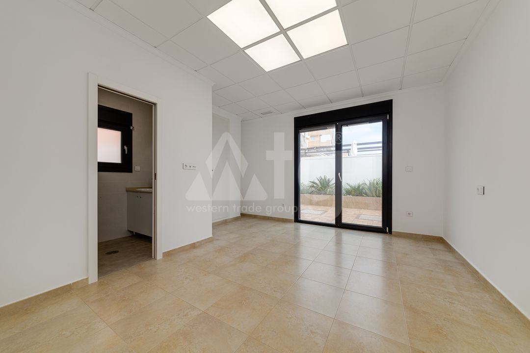 4 bedroom Villa in Torrevieja - CBC37369 - Photo - 31